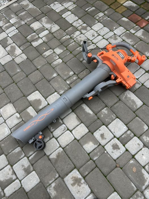 Електричний садовий пилосос / повітродувка 3 в 1