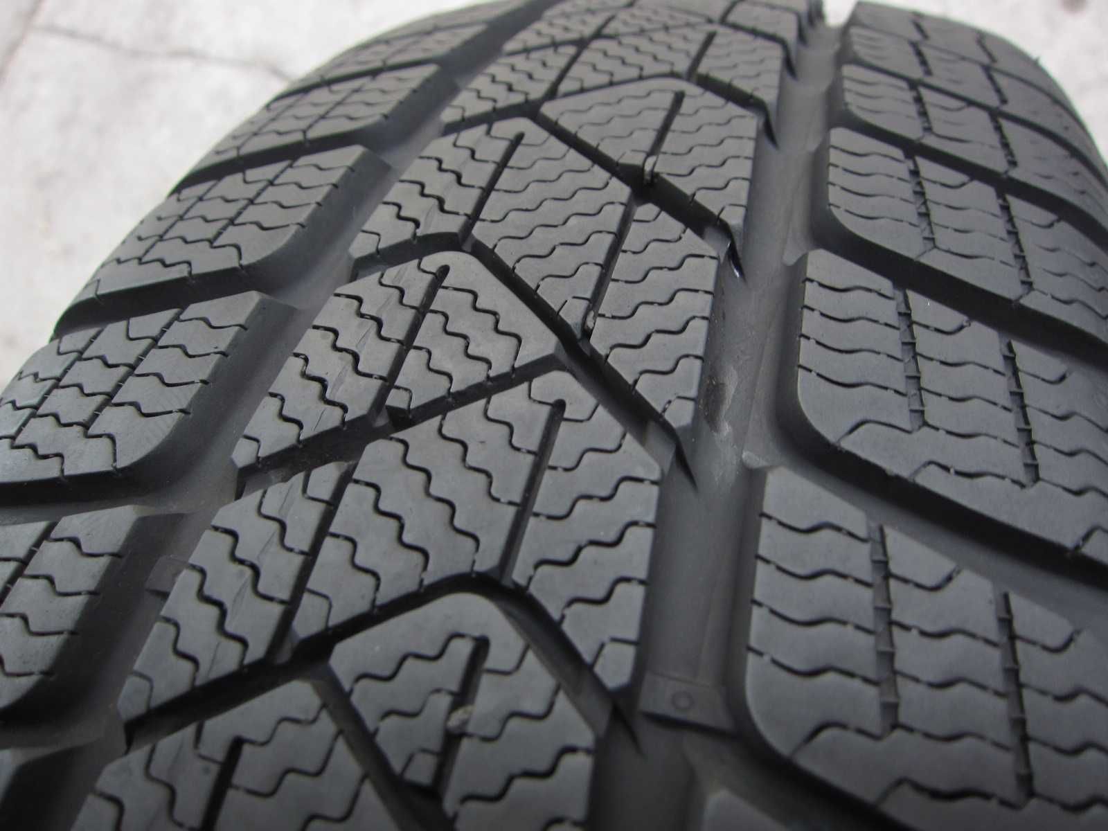 4x Pirelli Sottozero 3 205/60r17 7,5mm