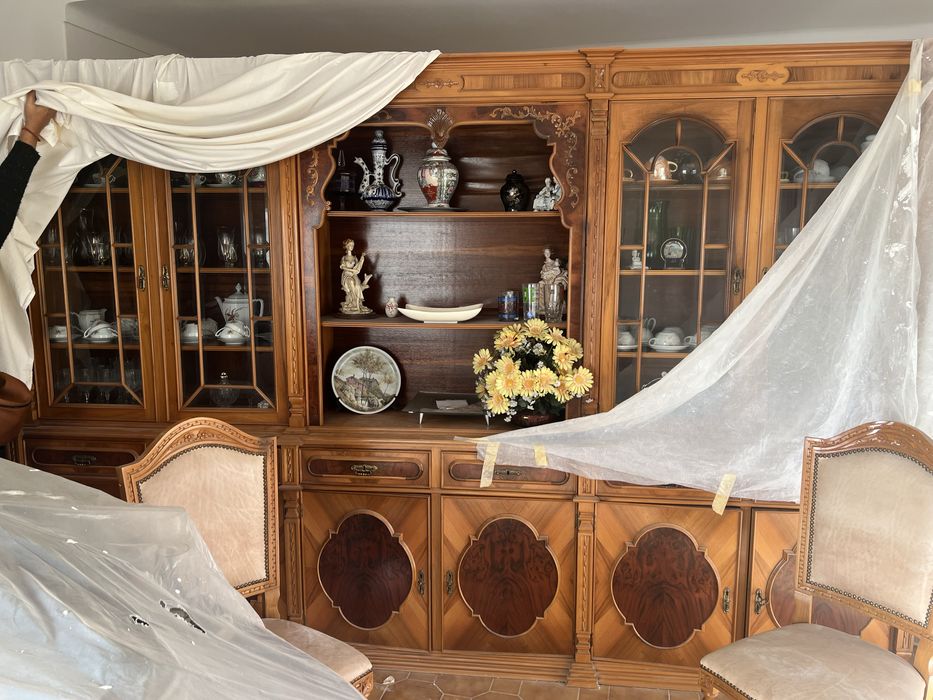 Cristaleira de cerejeira (muito bom estado)