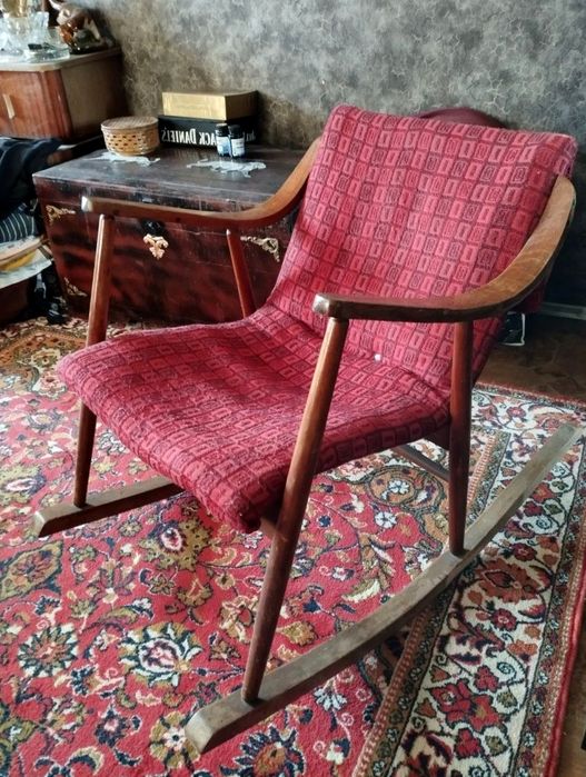 Кресло качалка винтажное