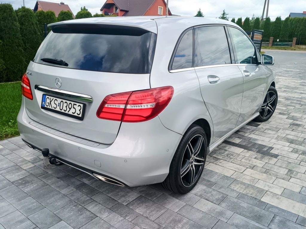 Mercedes B-klasa W246 lift 1.5cdi aut.Full LED PDC lane assist ZAMIANA