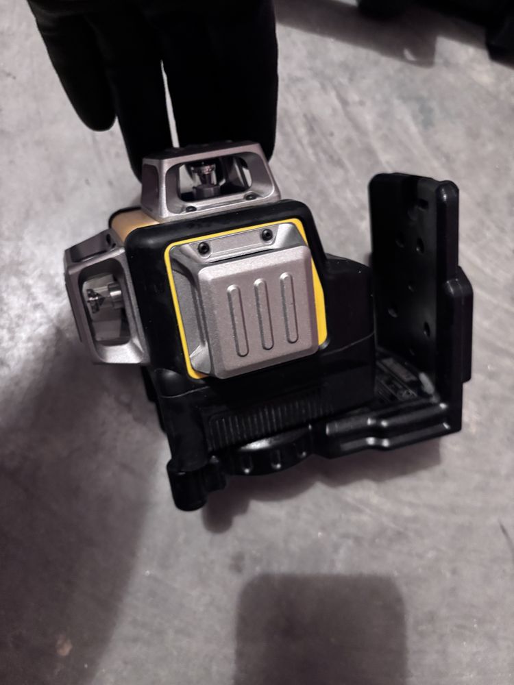 Zestaw laserowy DEWALT DCE089D1G-QW 12V XR GREEN + statyw + akcesoria