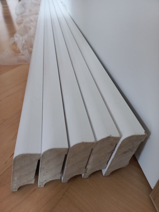 Listwa przypodłogowa biała kasolik R10 MDF 18x60 listwy