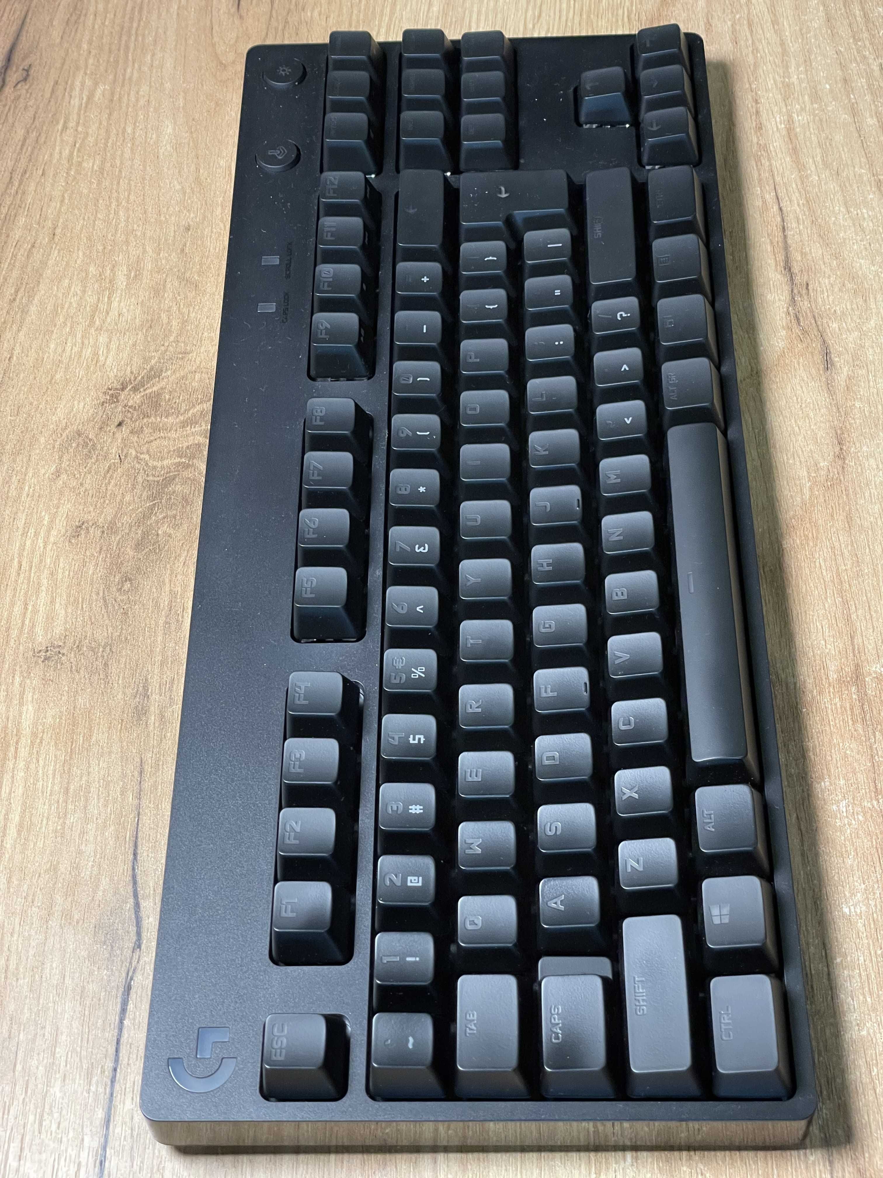 Клавіатура Logitech G PRO RGB GX Tactile стан дуже гарний
