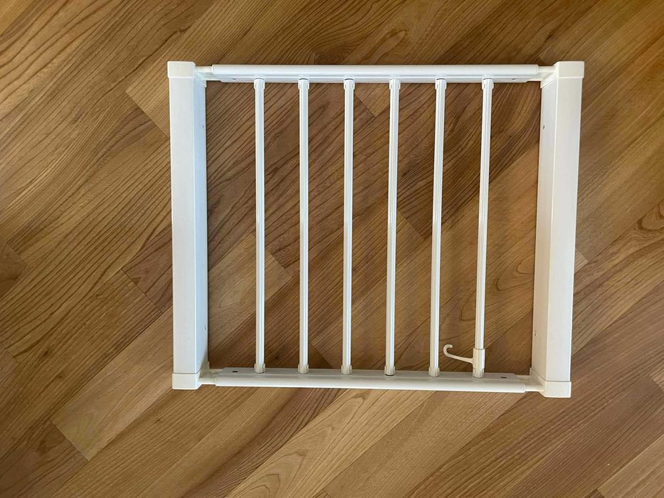 wysuwany wieszak na spodnie STARAX