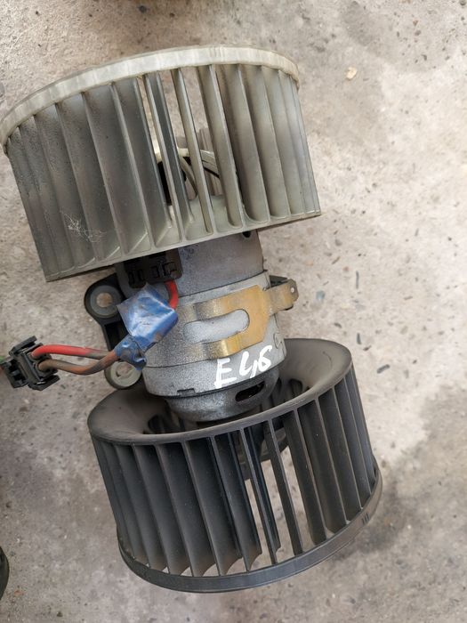 Моторчик пічки БМВ BMW Е38 Е39 Е46 Е53 Е60 Е61 Е65 Е66 Е83 Е87 Е90 Е91