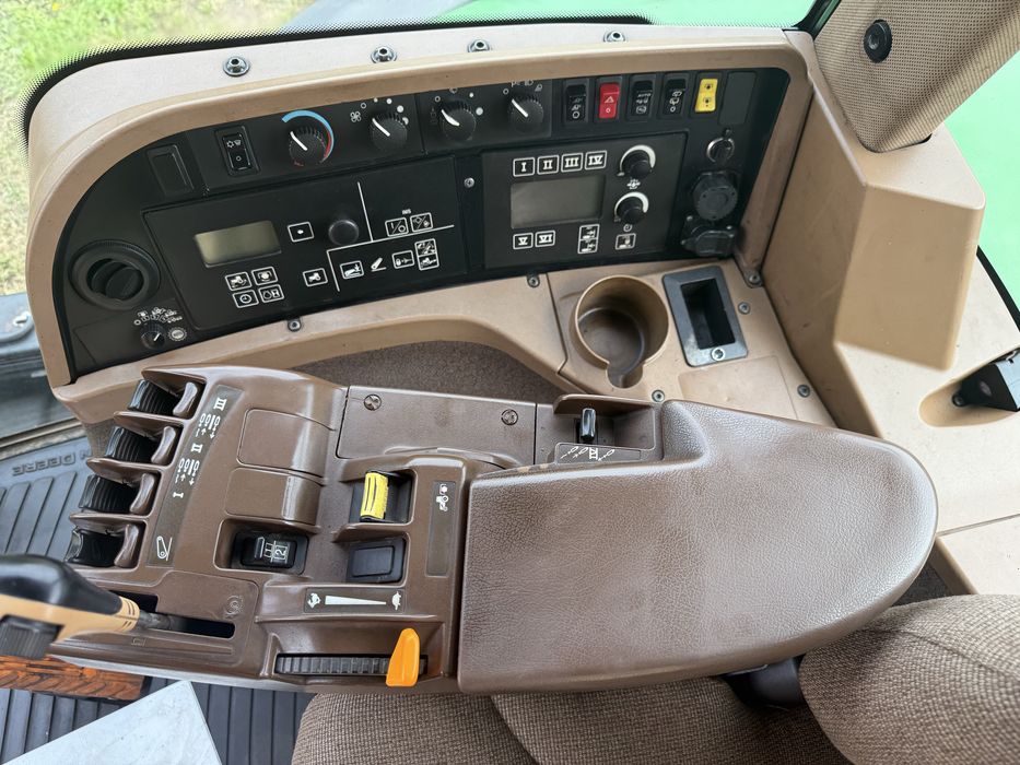 Продам тактор John Deere 7920 2006 року випуску