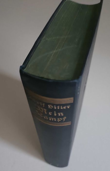 Książka Mein Kampf, wydanie z 1939r. Oryginał