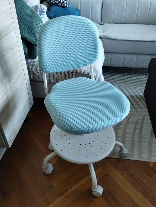 Krzesło biurowe  Ikea dla dzieci