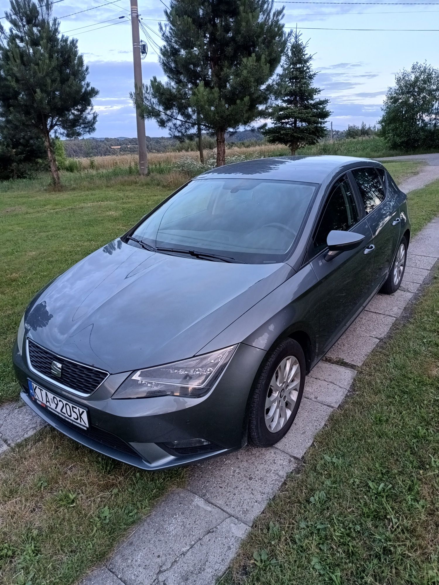 Seat Leon 3 1.6 TDI. Bardzo bogate wyposażenie
