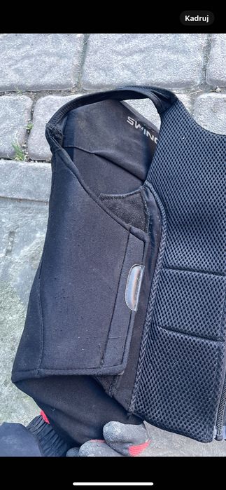 Kamizelka ochronna jeździecka Swing