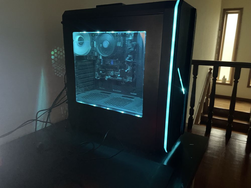 Setup gamer/ torre/ monitor/teclado/rato/fones