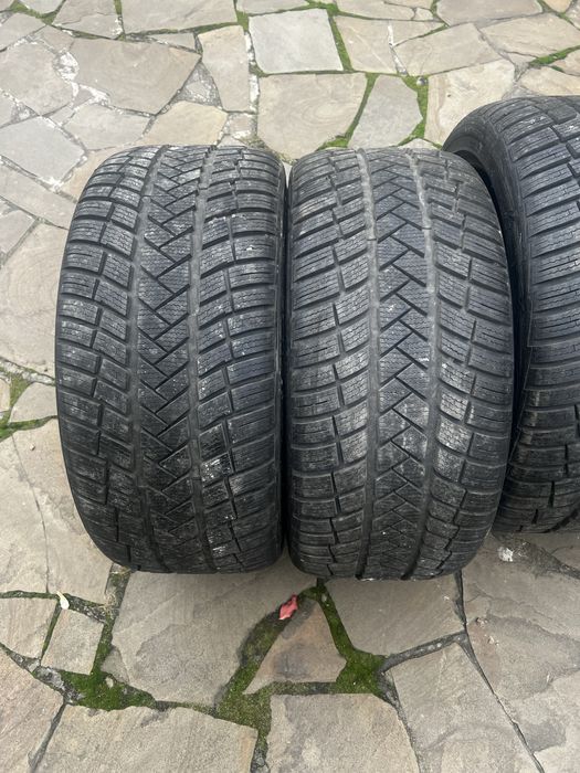 Різноширока Vredestein 275/245/35/19