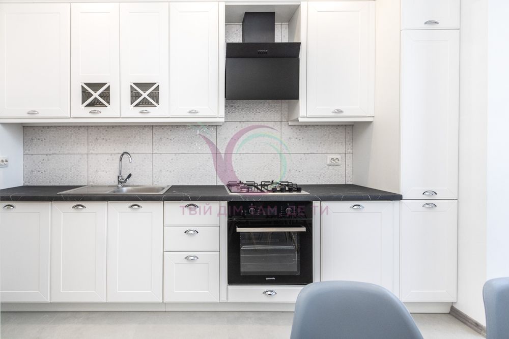 Сучасна 1-к. квартира по вул. Короля Данила у р-н центру