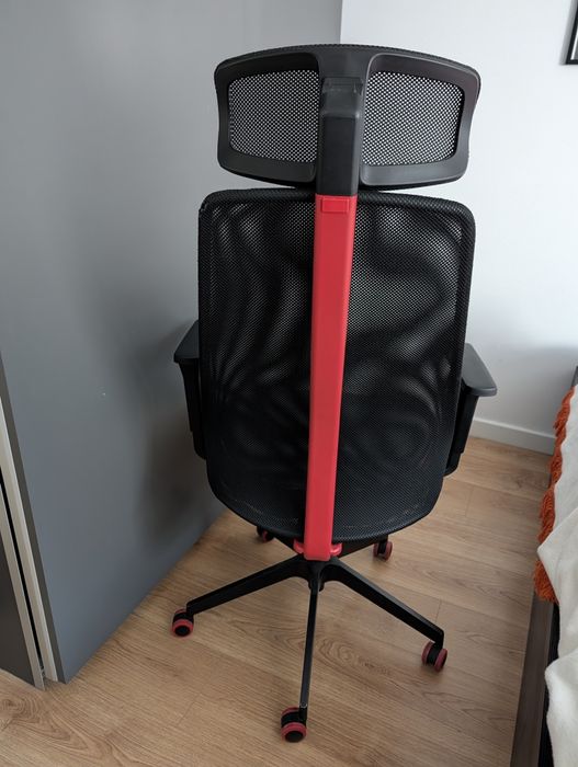 Krzesło biurowe/fotel gamingowy Ikea matchspel czarne