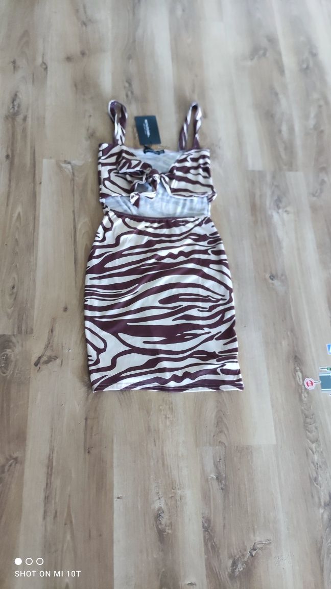 Sukienka 40 plażowa pretty little thing panterka nowa z metką Zara