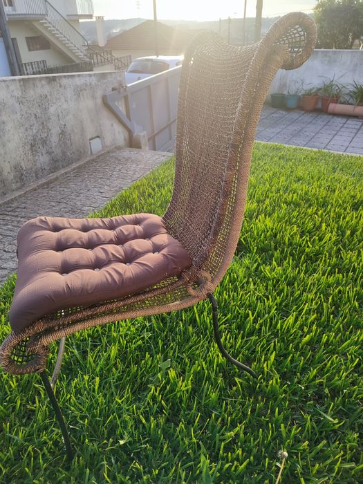 Cadeira única importada