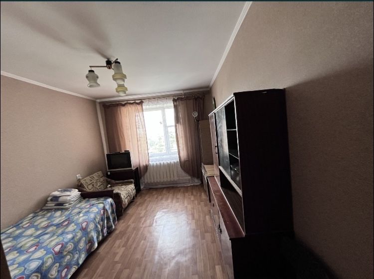 Продається 2-кімнатна квартира по Кільцю