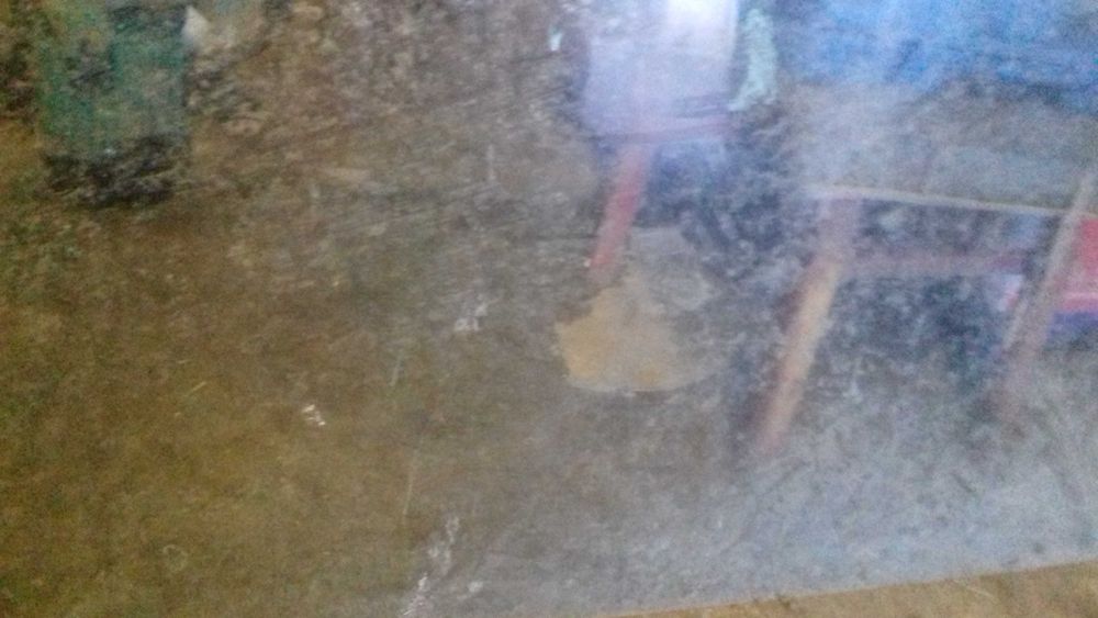 Продам скло до авта.