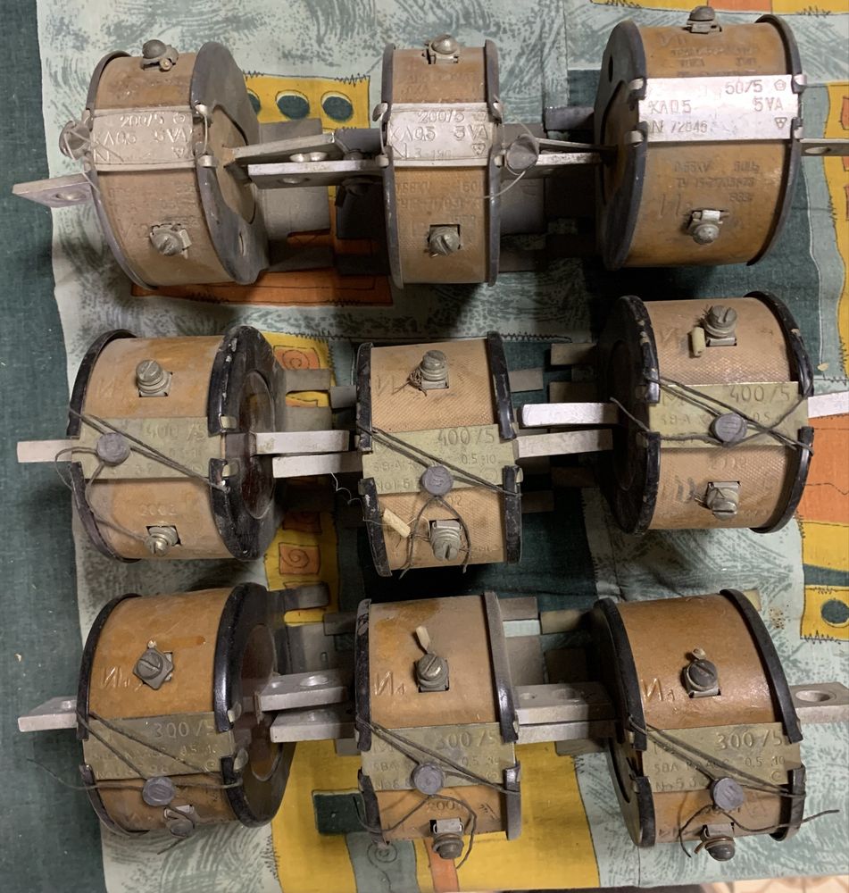 Трансформатор тока МФ 0200 УЗ 0.66 kv 50 Hz