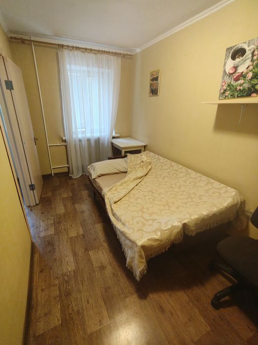 Двокімнатна квартира подобово (пр. Миру)