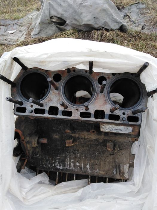 Продам блок ямз236