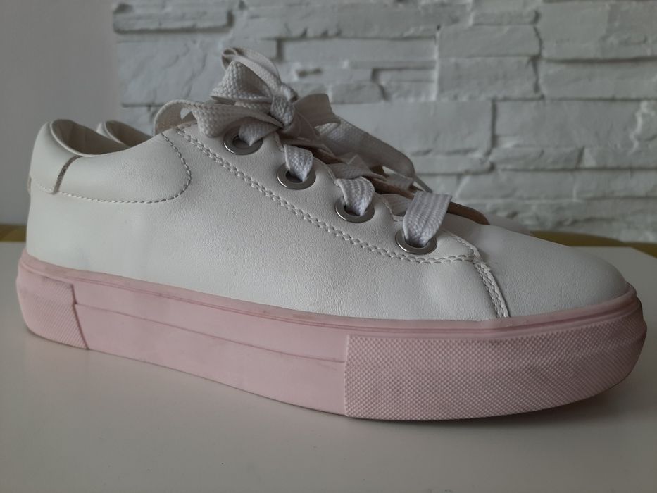 Buty Esprit sneakersy trampki r 40