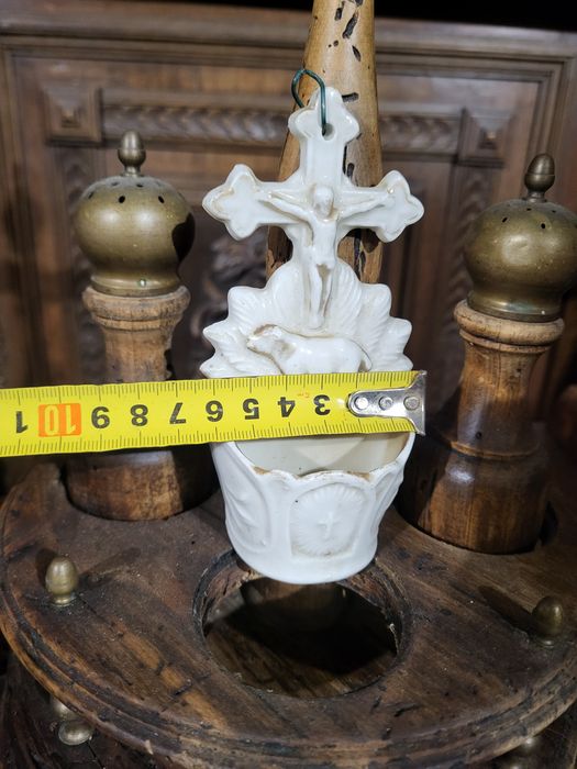 Kropielnica krzyż Baranek Boży