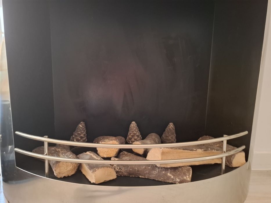 Hit !bardzo duży bio kominek ogrzeje kazdo pomieszczenie