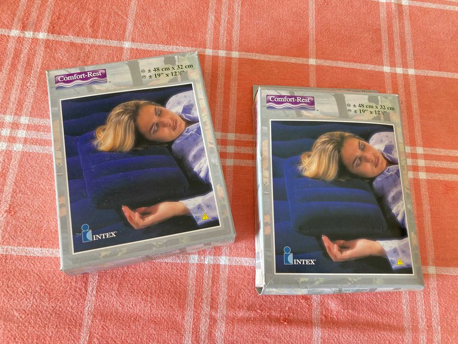 Almofadas Insufláveis Confort Rest para Campismo da marca Intex
