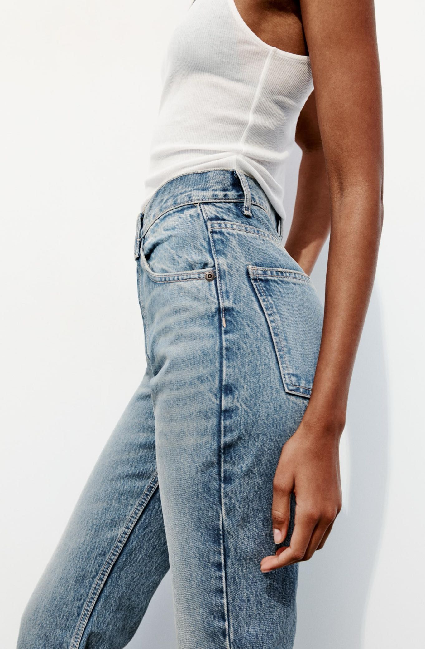 ZARA трендові жіночі джинси