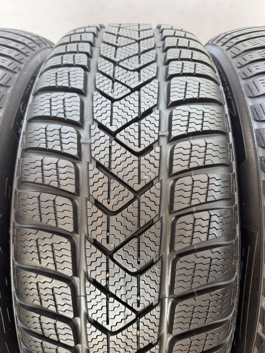 Шини Pirelli 225/55/R17