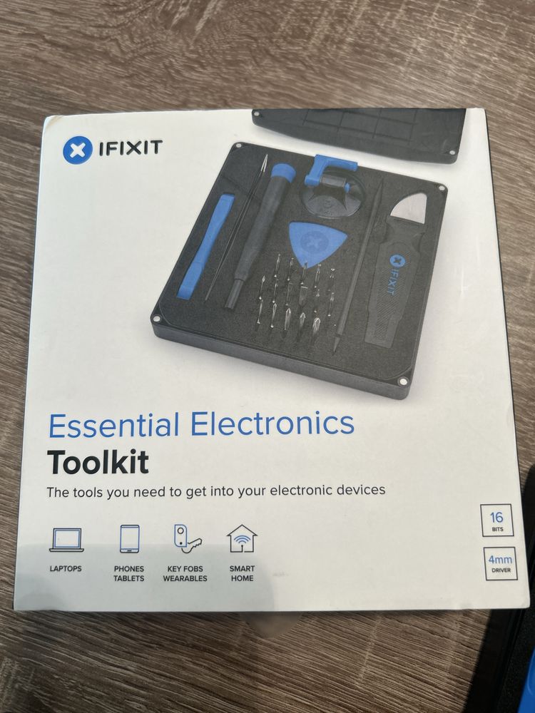 Набір міні викруток IFIXIT Essential Electronicx Toolkit 22 предмети