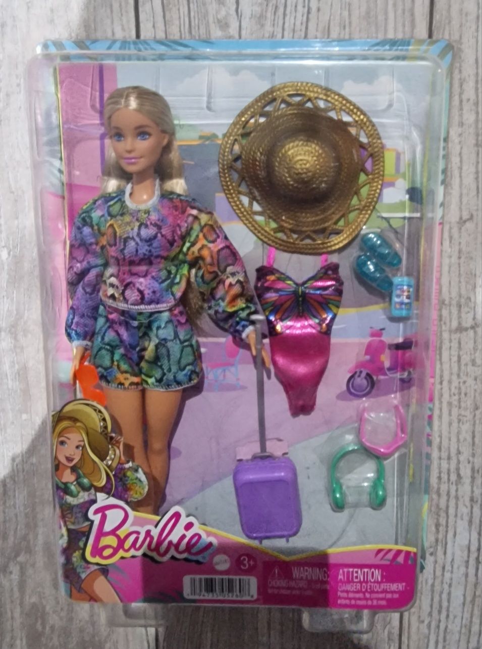 Barbie Wakacyjna zabawa Lalka + akcesoria hgm54