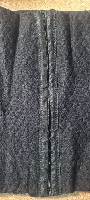 Корсет, утяжка талії