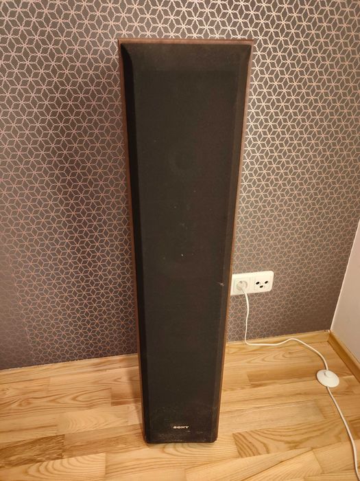 Zestaw kina domowego SONY STR-DH800 wraz z 5 głośniami i subwooferem