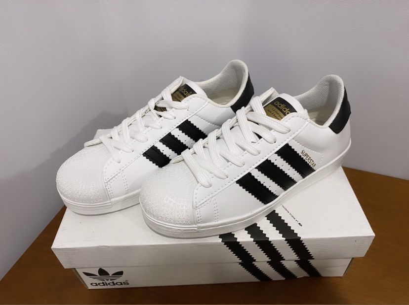 Adidas Superstar