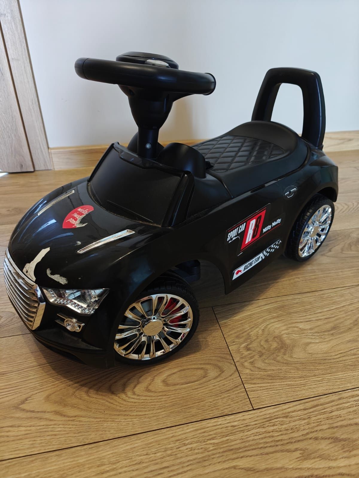 Jezdzik Audi super zabawka samochod