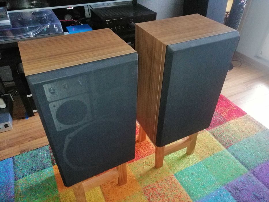 Saba Professional 1300 z odświeżoną zwrotnicą i nowymi terminalami