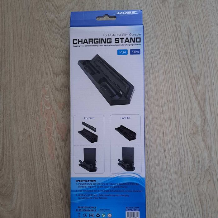 Ładująca podkładka do PS4