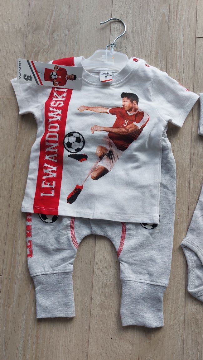 Komplet Robert Lewandowski plus body Polska flaga