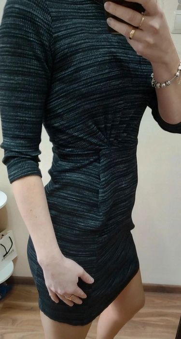 Dopasowana sukienka Bershka rozmiar M / 38 / 10 szary czarny marszenia