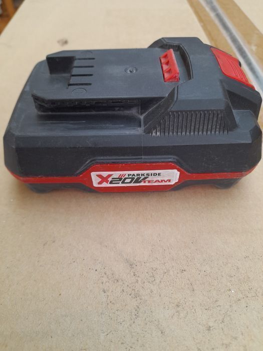 Bateria parkside 2A usada  vendo compro e troco ferramentas