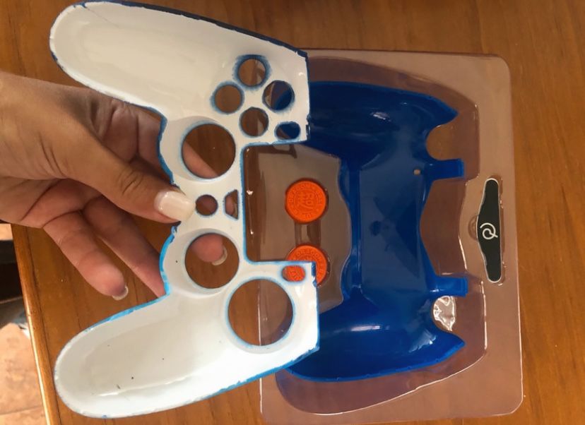 Capa de comando para Ps4 do DragonBall