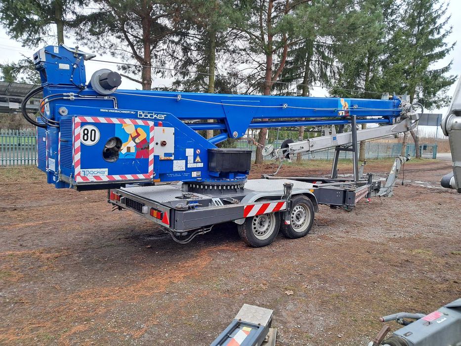 dźwig dekarski Bocker AHK 27/1200, 2008r , żuraw ciesielski ,UDT 2027