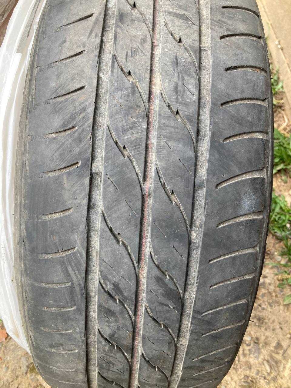 Шини літні Firestone FireHawk TZ200 205/60 R15