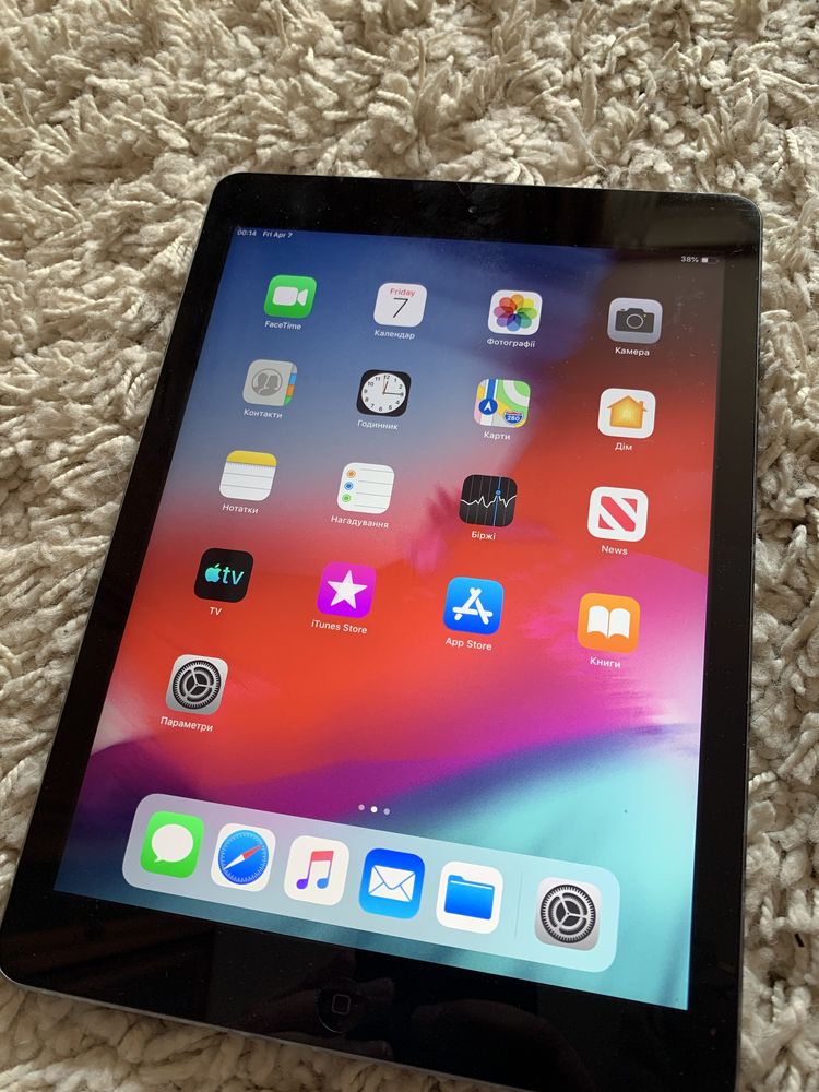 Планшет для школы, учебы Apple iPad mini 2 поколения