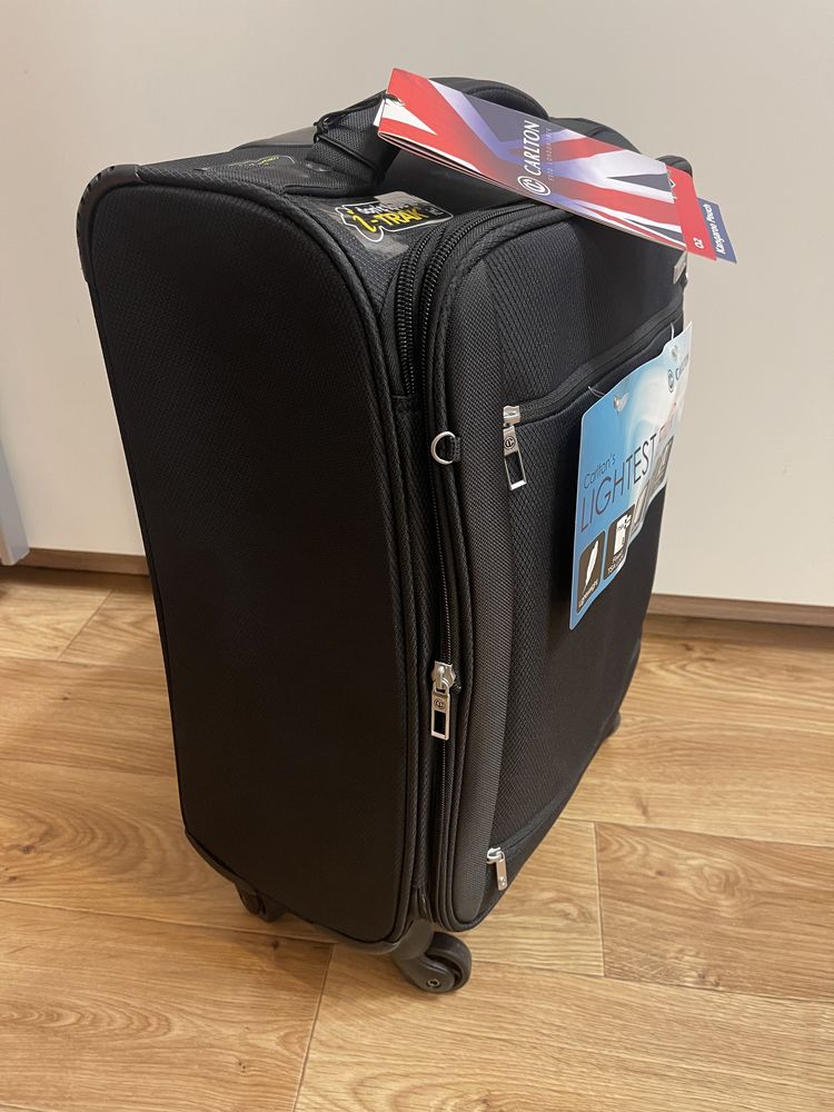 Валіза ручна поклажа чемодан літак легка Carlton кладь валізка