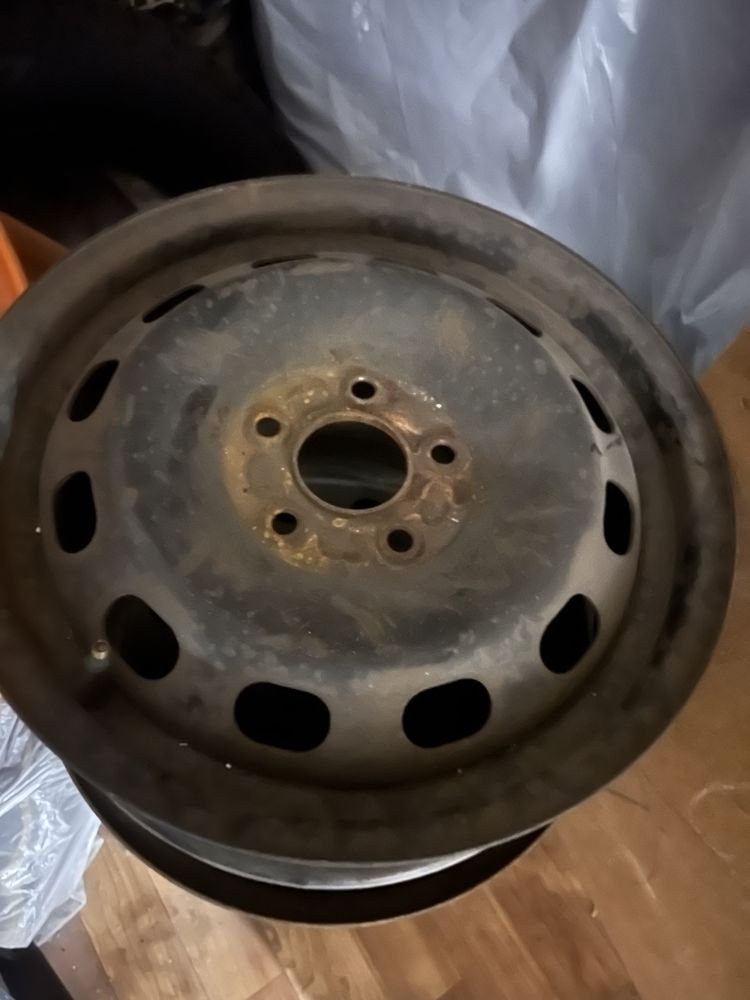 Диски штампи  R15 Ford