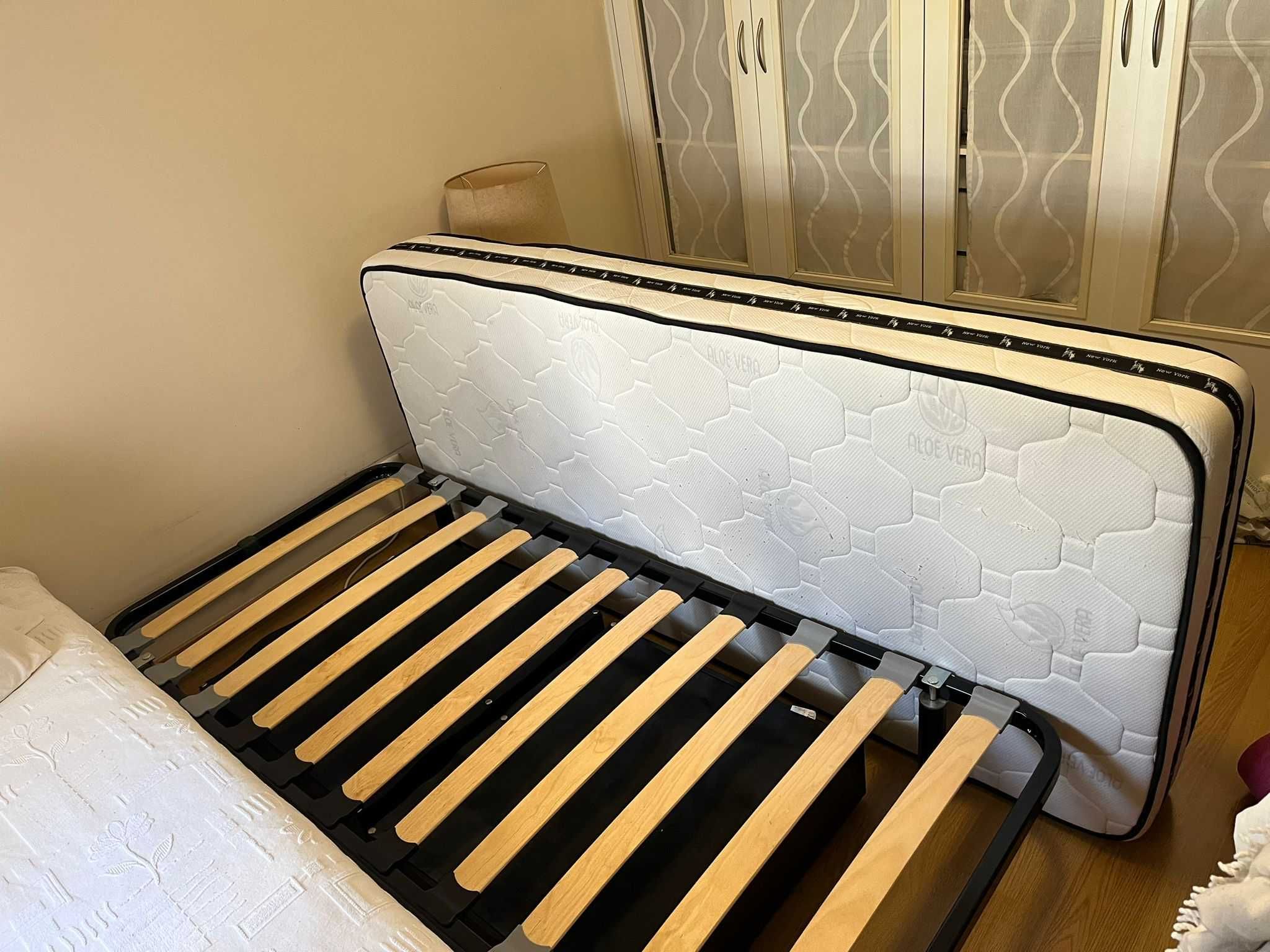 1 Sommier fixo com pés metálicos + 1 Colchão  2000 x 90